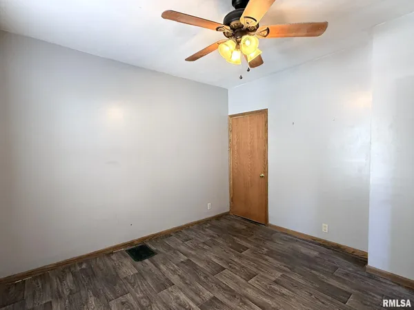 $159,900 | 696 North Academy Street, Galesburg, IL 61401