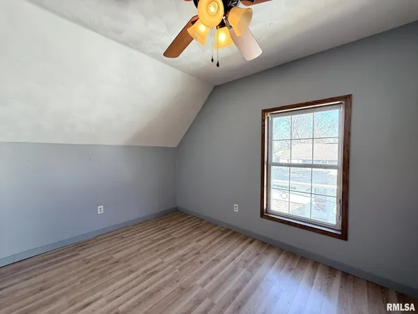 $159,900 | 696 North Academy Street, Galesburg, IL 61401