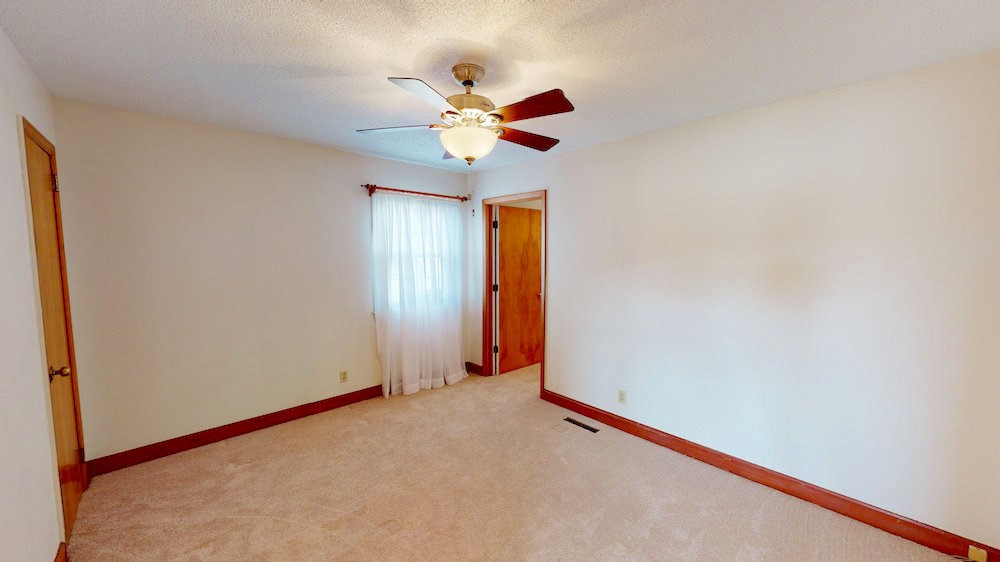 2827 Buffalo Road Smithfield, NC 27577 - Photo 5 of 12 Gallery Image 5