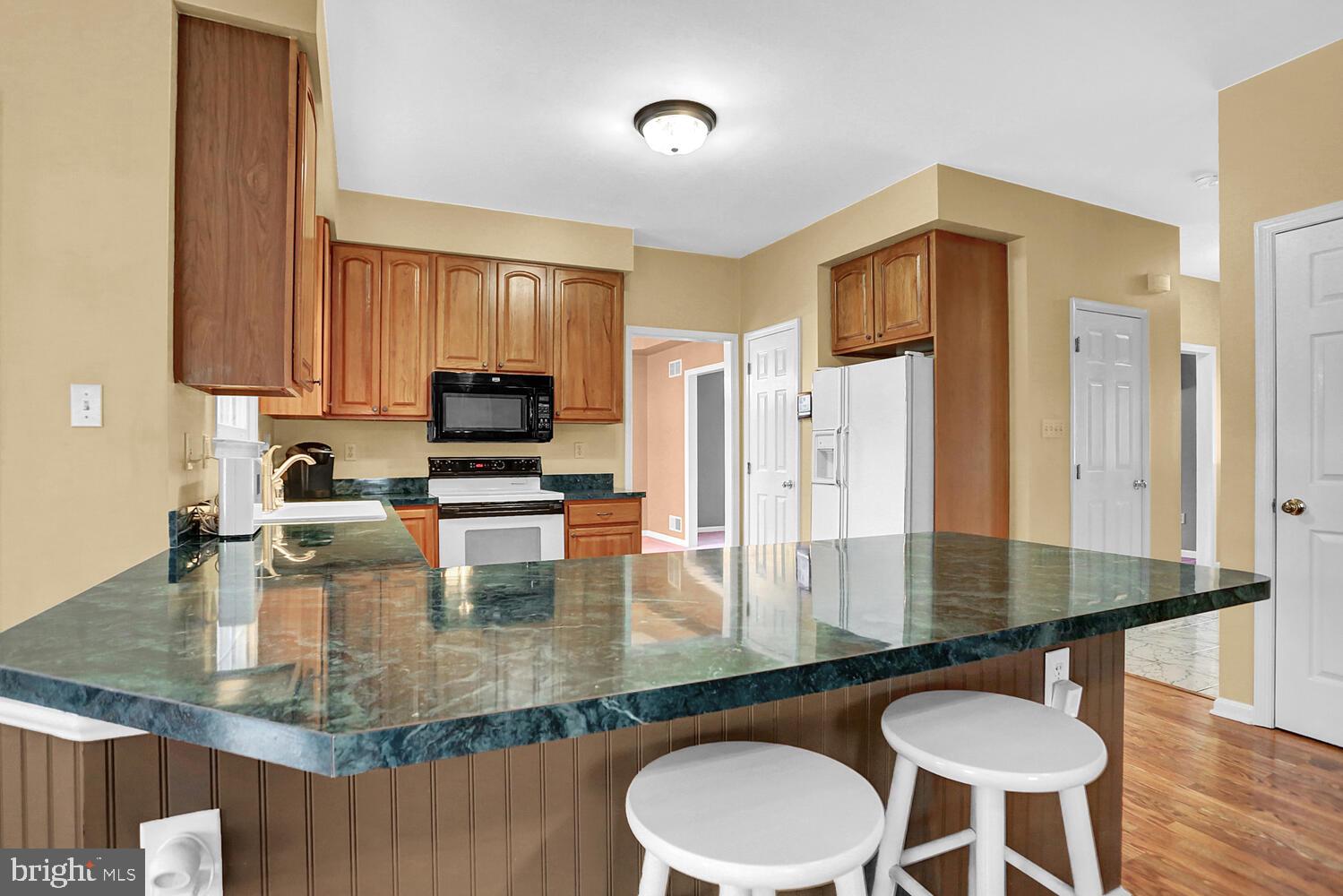 2415 Bear Run Road Taneytown, MD 21787 - Photo 14 of 67 Breakfast Bar