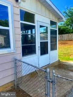 $1,650 | 3626 Chestnut Street, Camp Hill, PA 17011