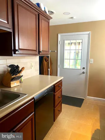 $1,650 | 3626 Chestnut Street, Camp Hill, PA 17011