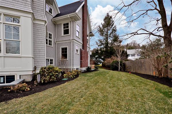 33 Old Farm Road Newton, MA 02459 - Photo 4 of 22