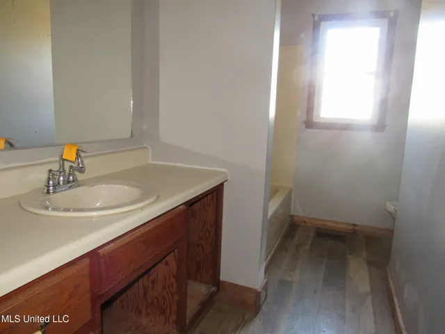 $150,000 | 616 West Old Highway, Holly Springs, MS 38635