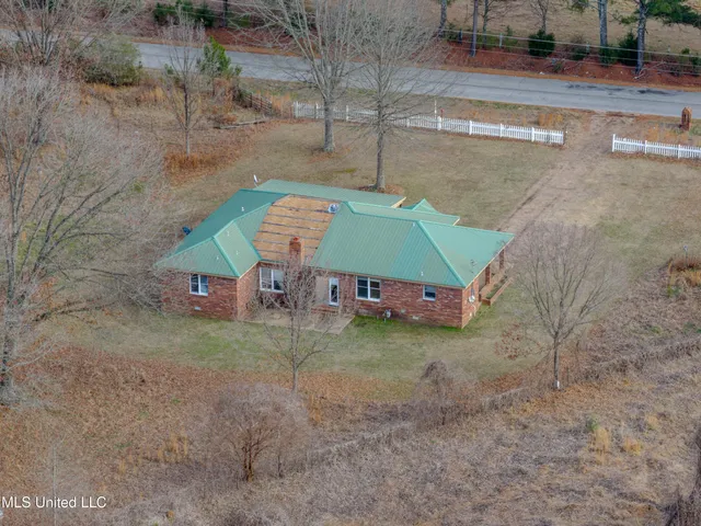 $150,000 | 616 West Old Highway, Holly Springs, MS 38635