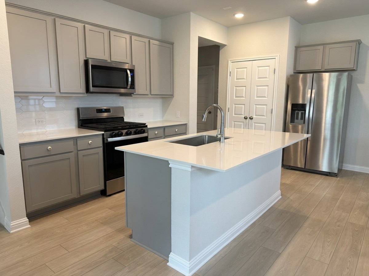 8311 Springsteen Drive, Unit 318 Austin, TX 78744 - Photo 4 of 25