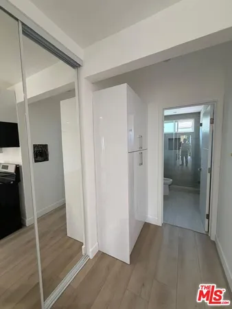 $1,995 | 3744 Westwood Boulevard, Unit 7, Los Angeles, CA 90034