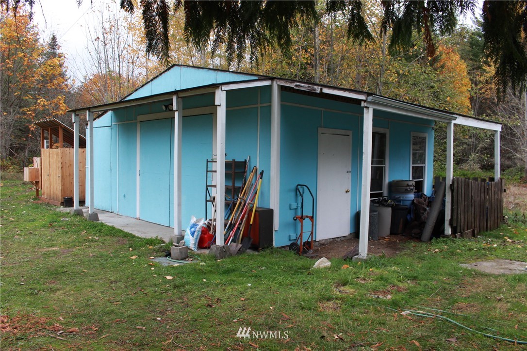 1085 Lower Elwha Road Port Angeles, WA 98363 - Photo 3 of 18 Gallery Image 3