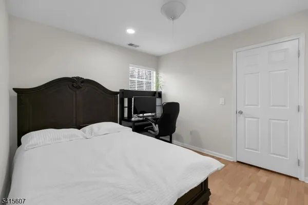 $959,000 | 9 Hartley Lane, Bernards, NJ 07920