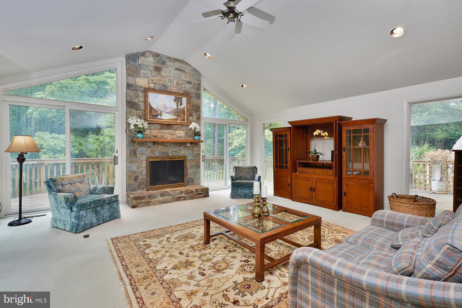 8300 Kingsgate Road Potomac, MD 20854 - Photo 11 of 51 Edition, Great Room