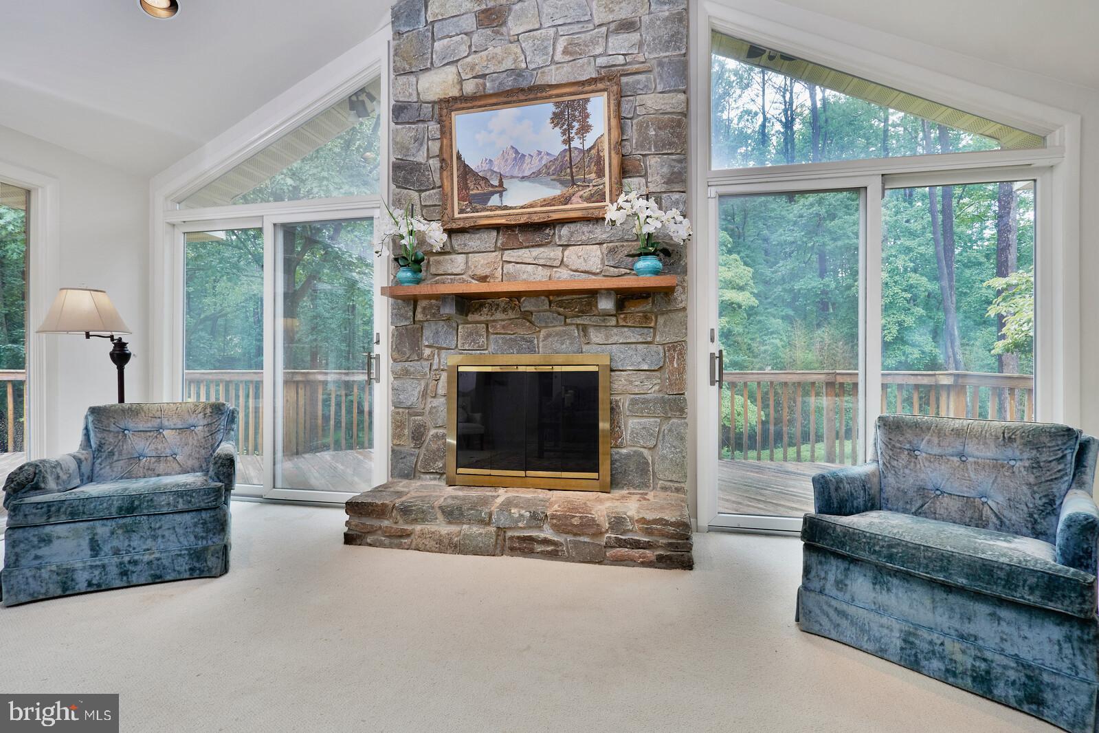 8300 Kingsgate Road Potomac, MD 20854 - Photo 12 of 51 Great Room
