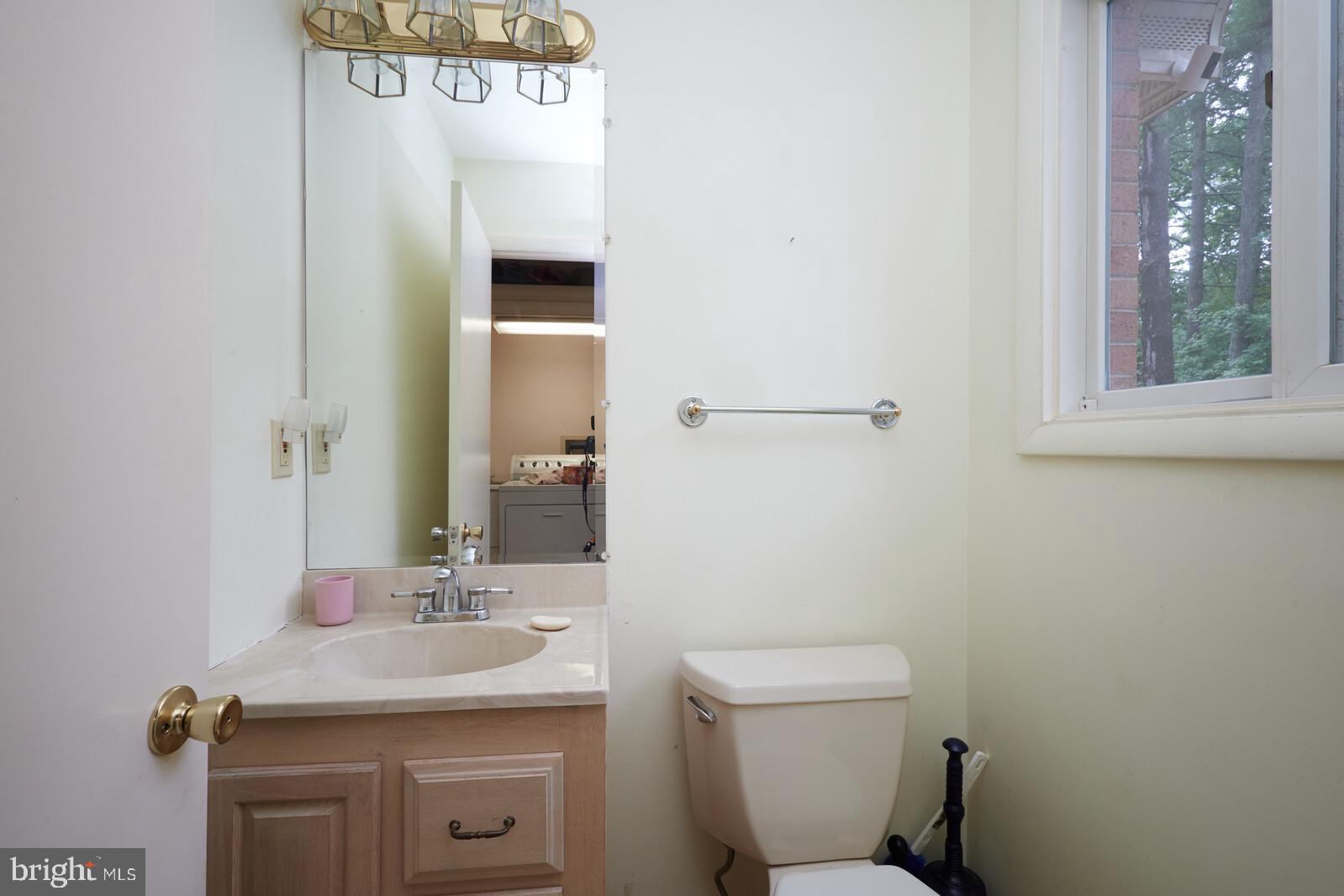 8300 Kingsgate Road Potomac, MD 20854 - Photo 21 of 51 Half Bath off Kitchen