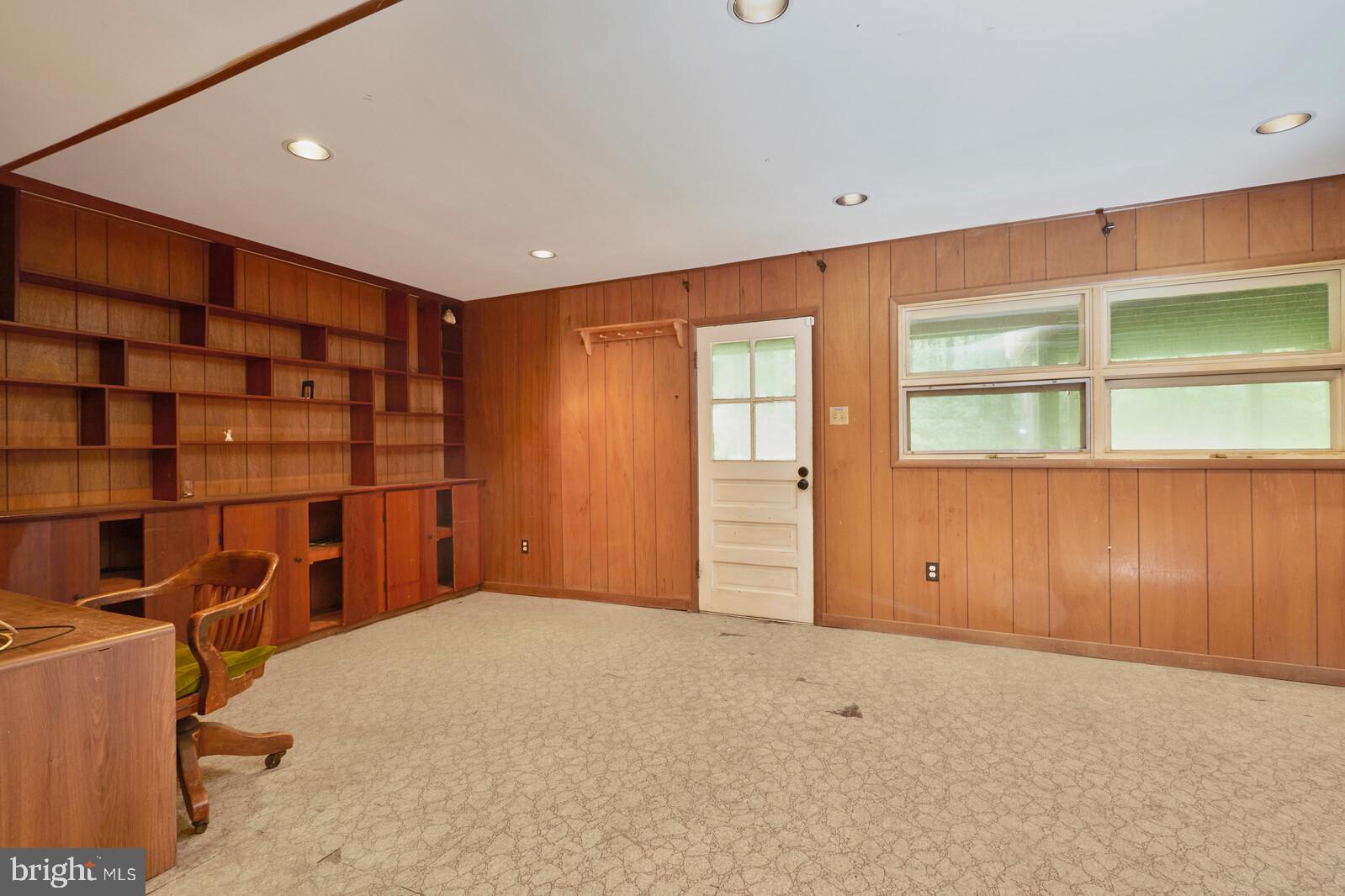 8300 Kingsgate Road Potomac, MD 20854 - Photo 29 of 51 Walk Out Basement