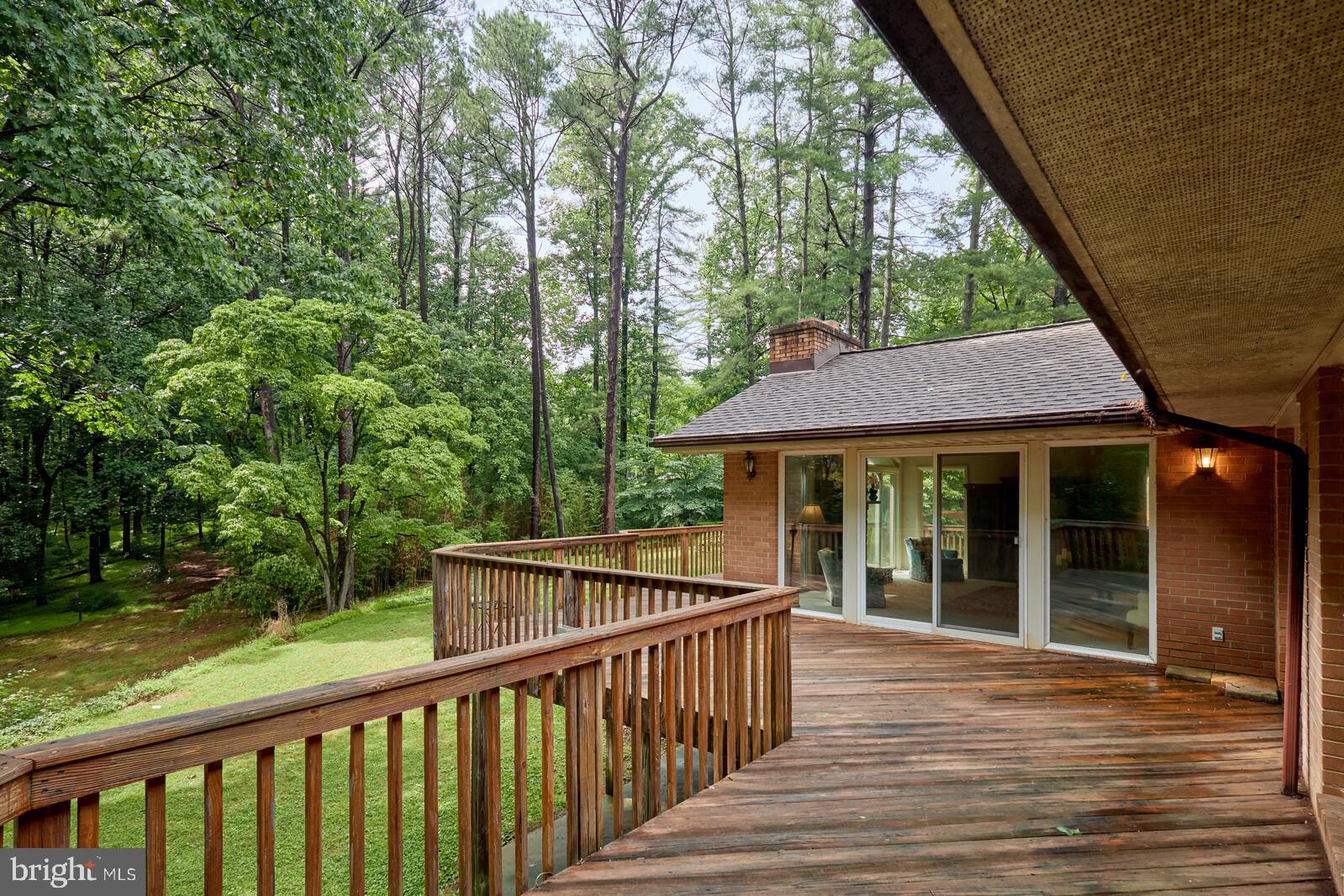 8300 Kingsgate Road Potomac, MD 20854 - Photo 39 of 51 Expanded Deck off Great Room and Living Room