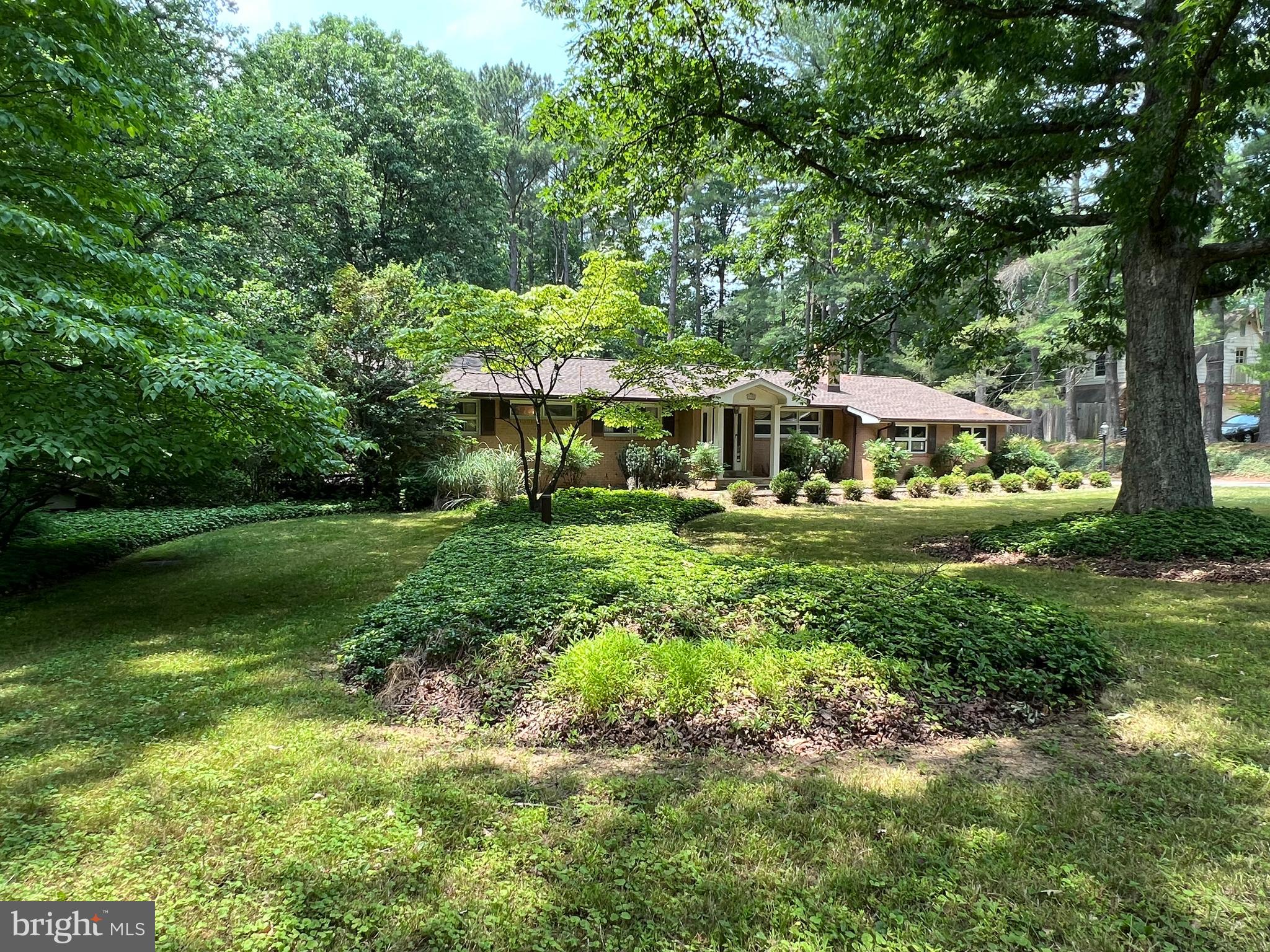 8300 Kingsgate Road Potomac, MD 20854 - Photo 41 of 51