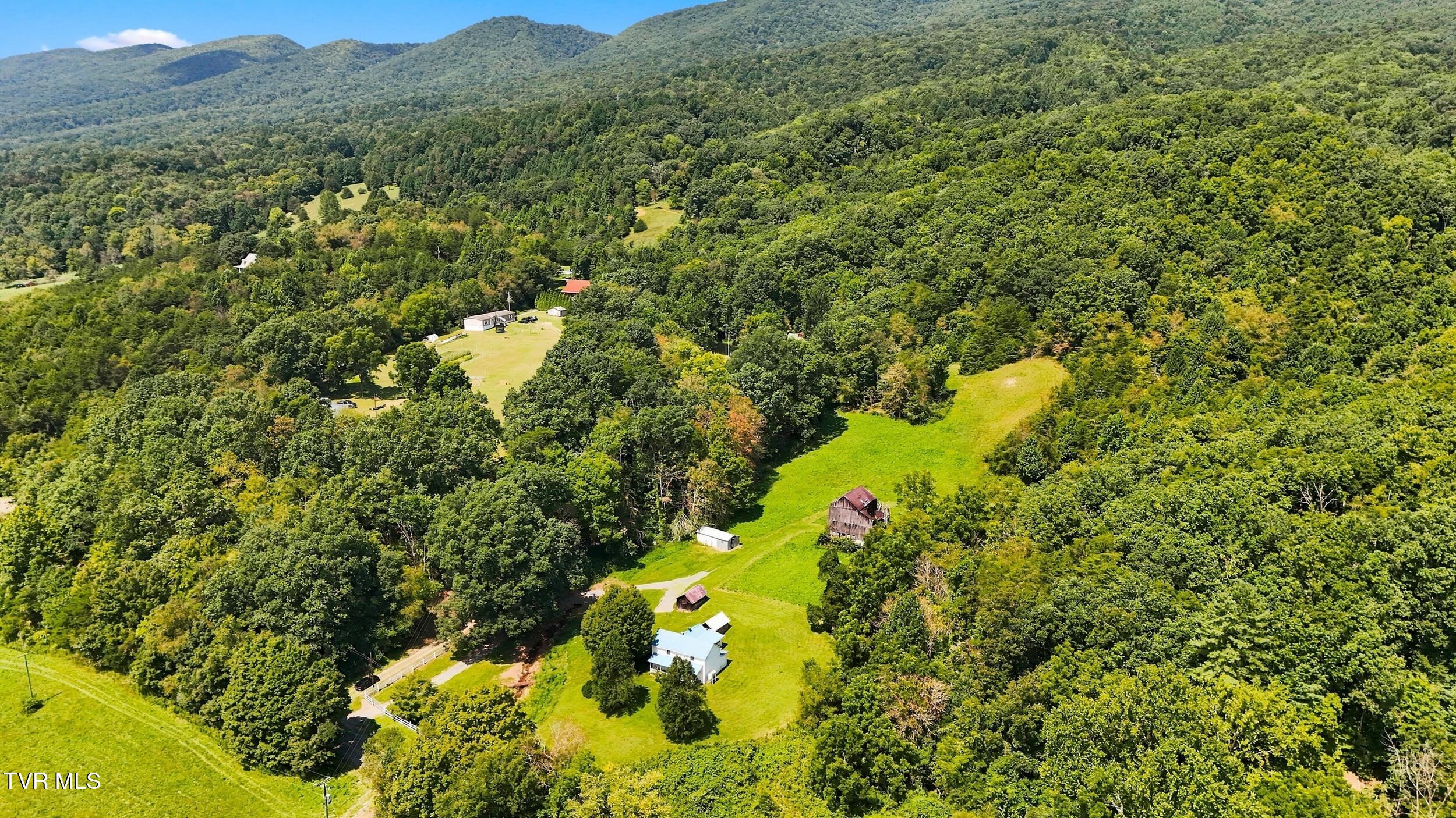 27301 Poor Valley Road Saltville, VA 24370 - Photo 25 of 42 *
