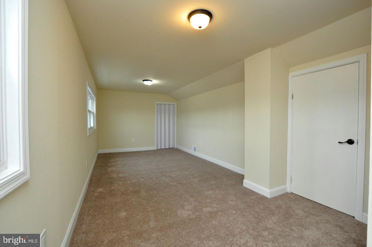 507 Howard Street Riverside, NJ 08075 - Photo 19 of 22