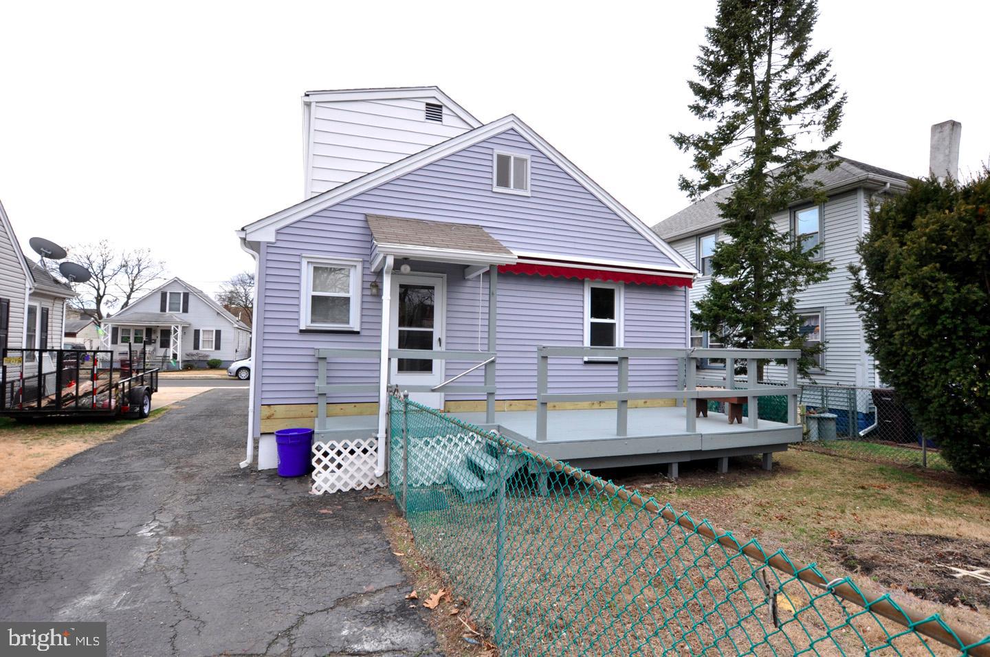 507 Howard Street Riverside, NJ 08075 - Photo 5 of 22