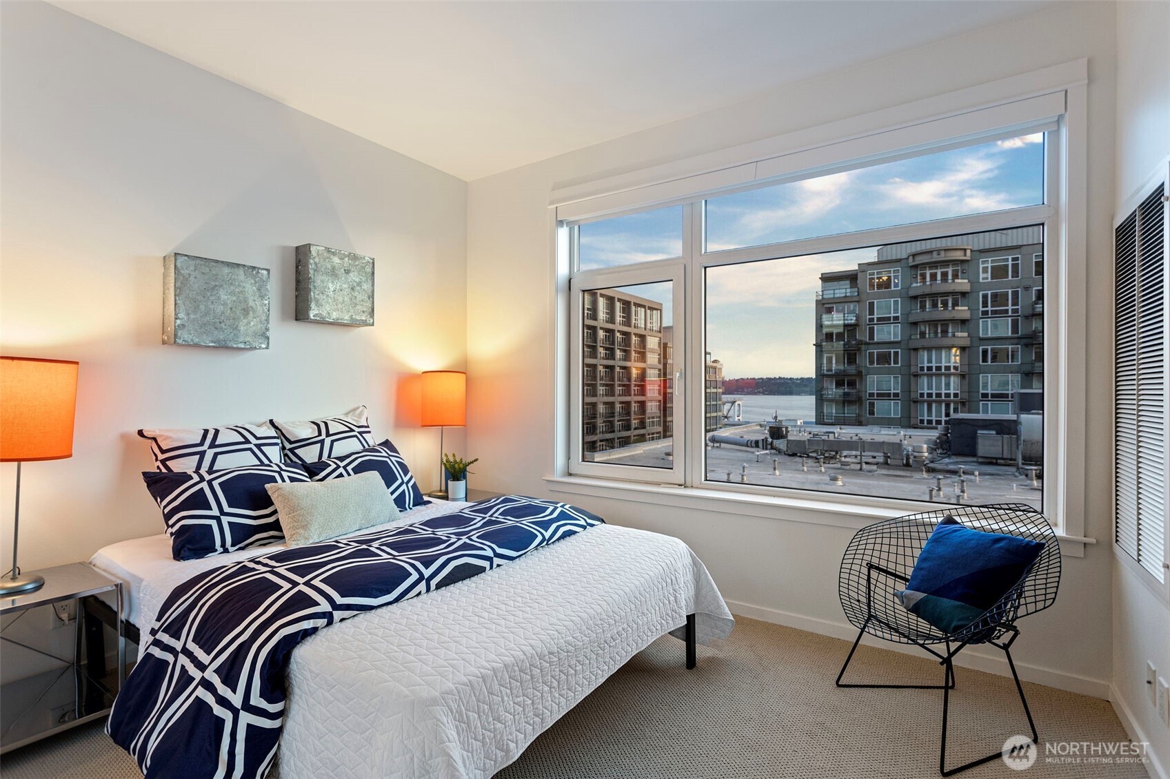 2801 1st Avenue, Unit 401 Seattle, WA 98121 - Photo 27 of 38