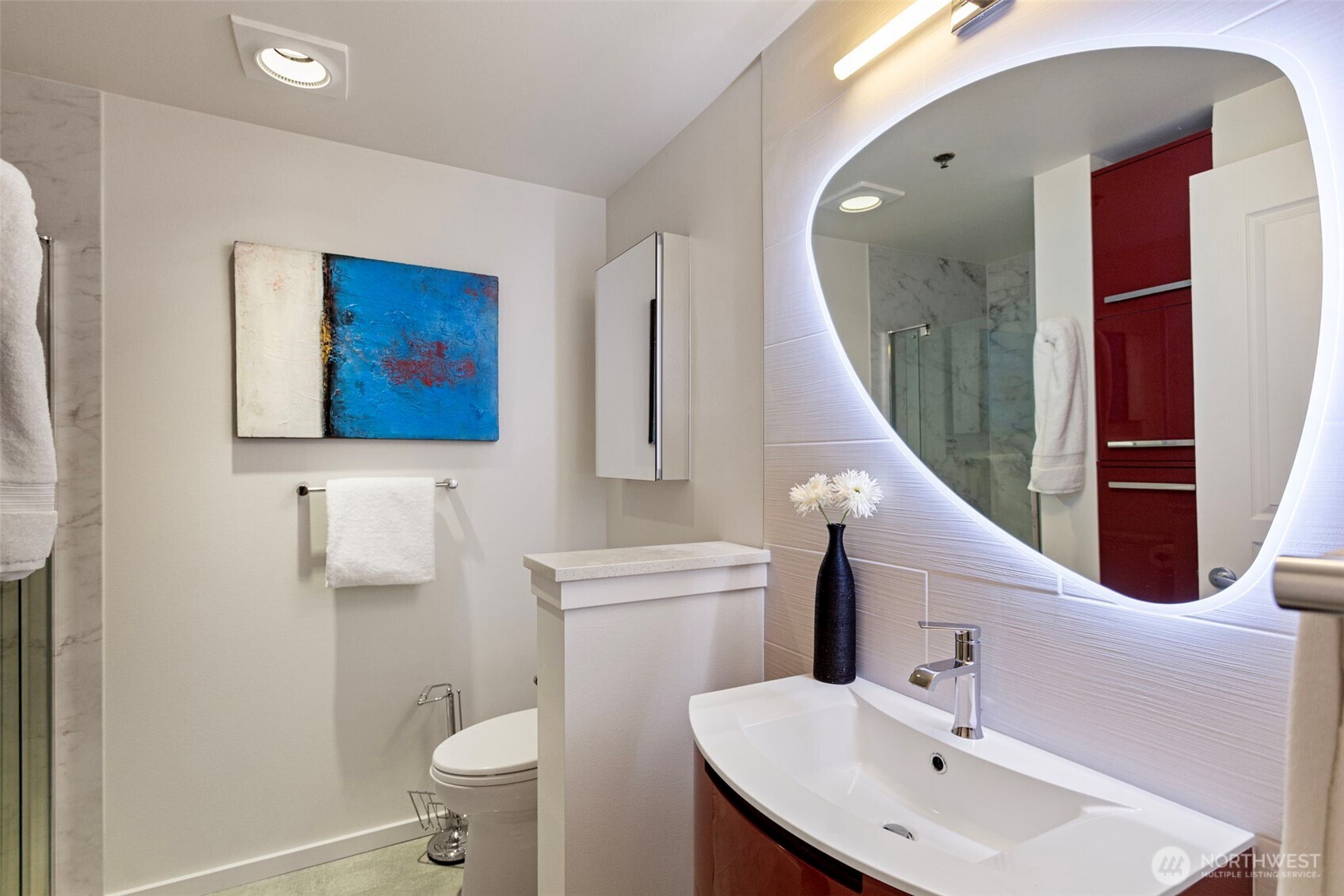 2801 1st Avenue, Unit 401 Seattle, WA 98121 - Photo 29 of 38