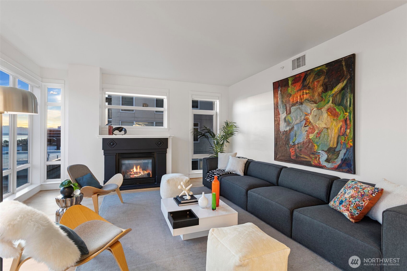 2801 1st Avenue, Unit 401 Seattle, WA 98121 - Photo 7 of 38
