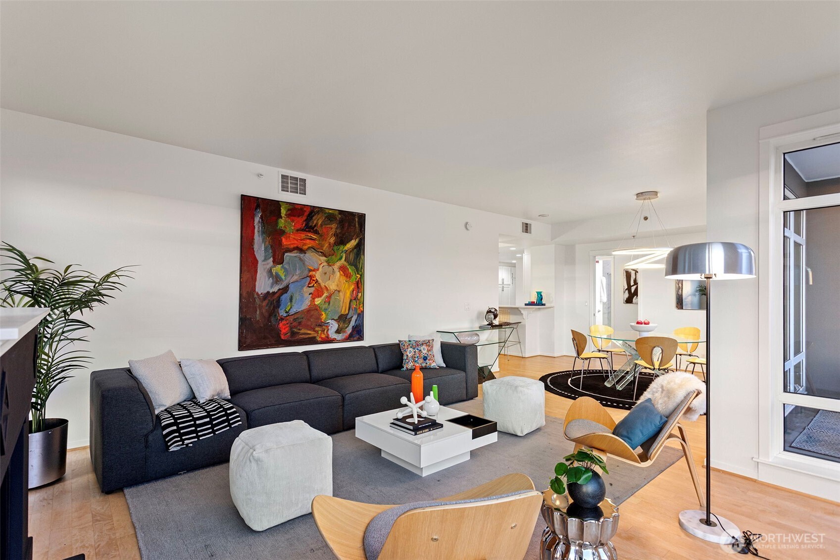 2801 1st Avenue, Unit 401 Seattle, WA 98121 - Photo 9 of 38