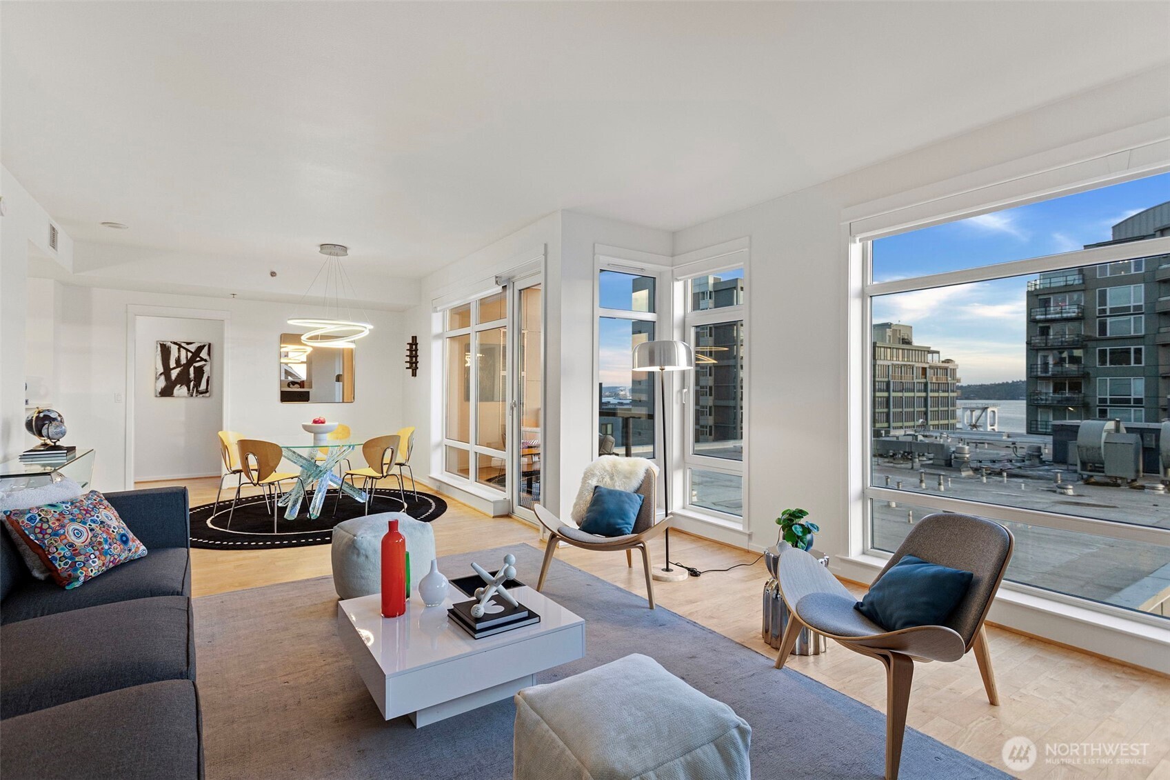 2801 1st Avenue, Unit 401 Seattle, WA 98121 - Photo 10 of 38