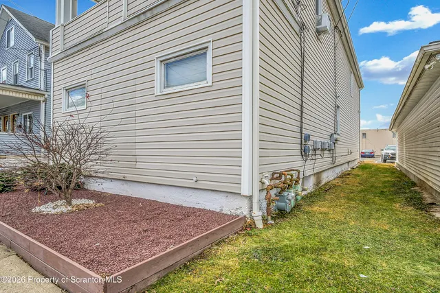 $225,000 | 75 Oxford Street, Wilkes Barre, PA 18706