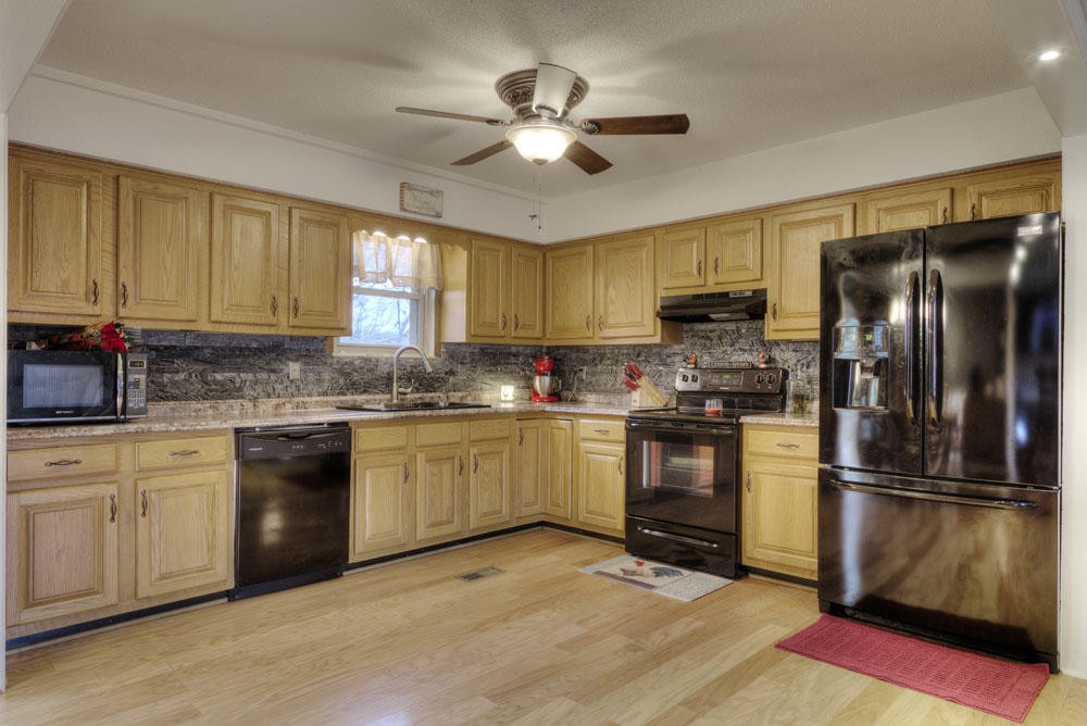310 South Apache Road Clinton, TN 37716 - Photo 8 of 36 Gallery Image 8