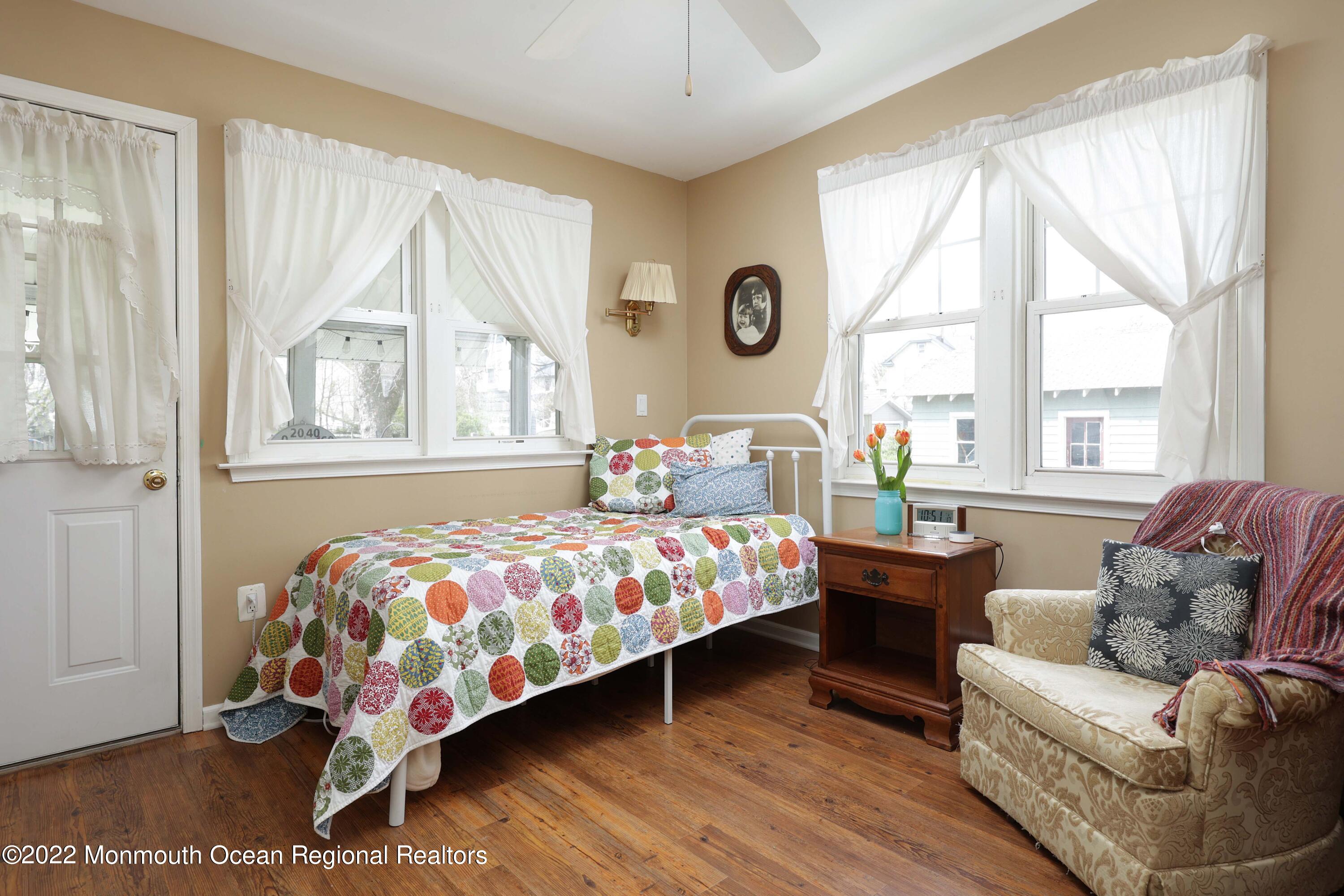 91 3rd Street Keyport, NJ 07735 - Photo 11 of 30 bonus room 1st floor