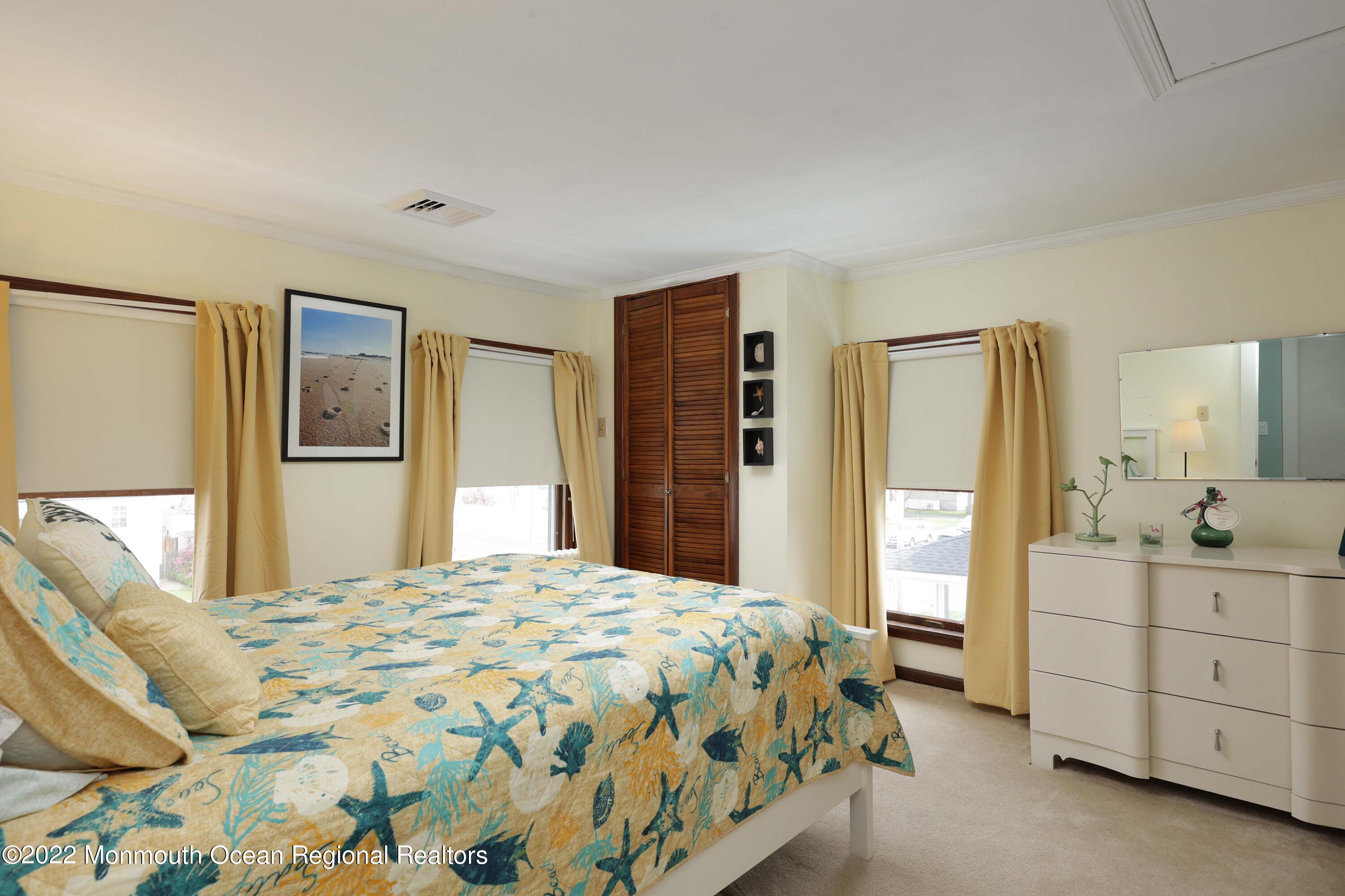 91 3rd Street Keyport, NJ 07735 - Photo 14 of 30 2nd bedroom