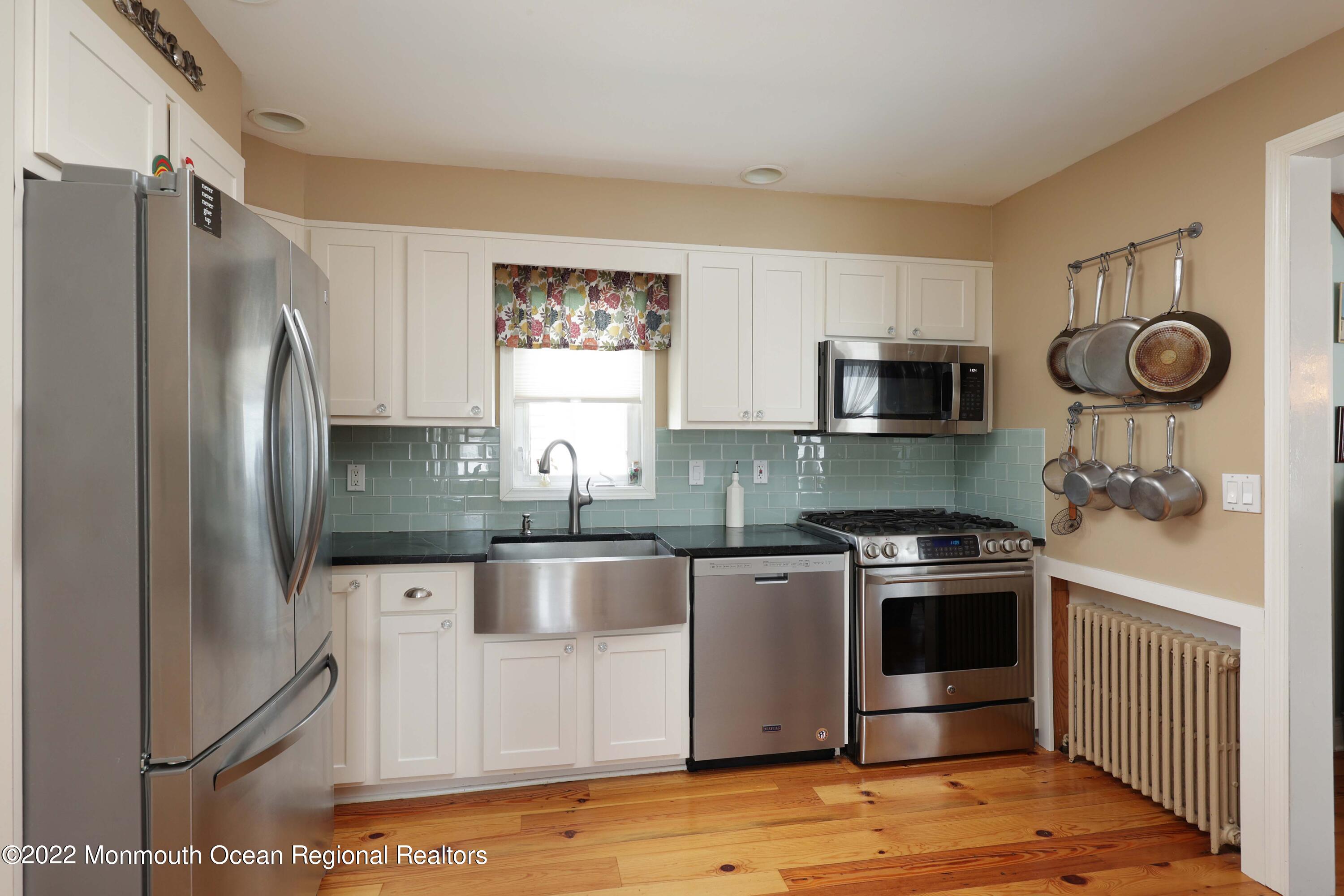 91 3rd Street Keyport, NJ 07735 - Photo 10 of 30 Kitchen view 3
