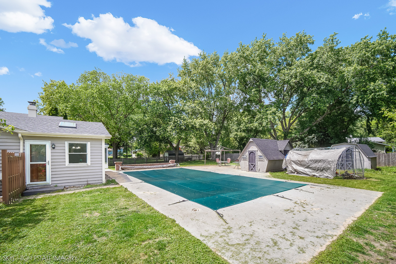 28W516 Leverenz Road Naperville, IL 60564 - Photo 4 of 20 Gallery Image 4