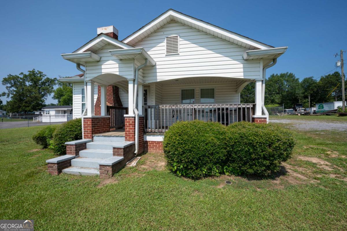 2213 Cleveland Highway Dalton, GA 30721 - Photo 19 of 41