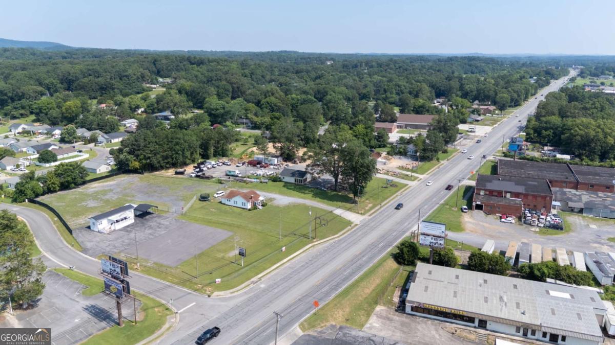 2213 Cleveland Highway Dalton, GA 30721 - Photo 2 of 41