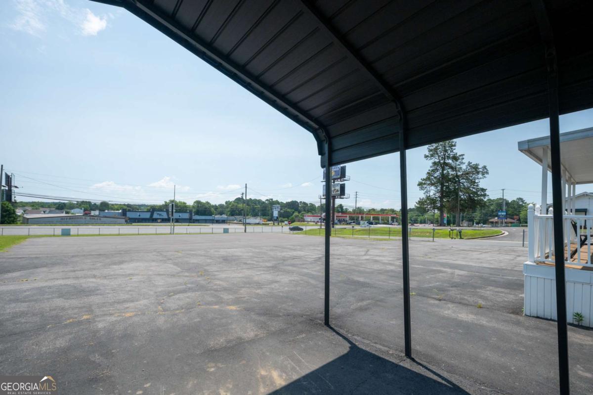 2213 Cleveland Highway Dalton, GA 30721 - Photo 23 of 41