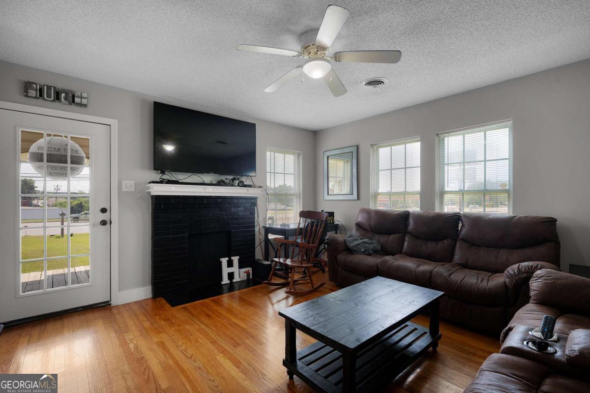 2213 Cleveland Highway Dalton, GA 30721 - Photo 25 of 41