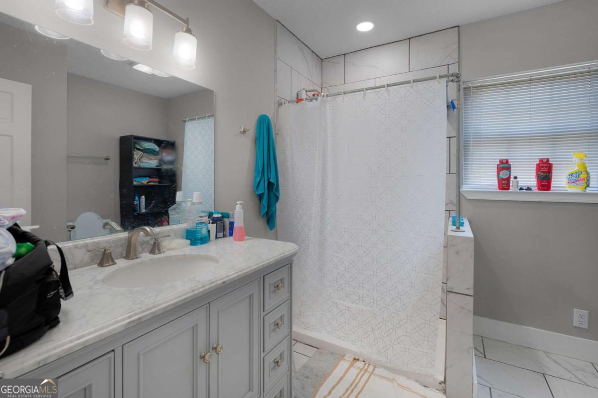 2213 Cleveland Highway Dalton, GA 30721 - Photo 28 of 41