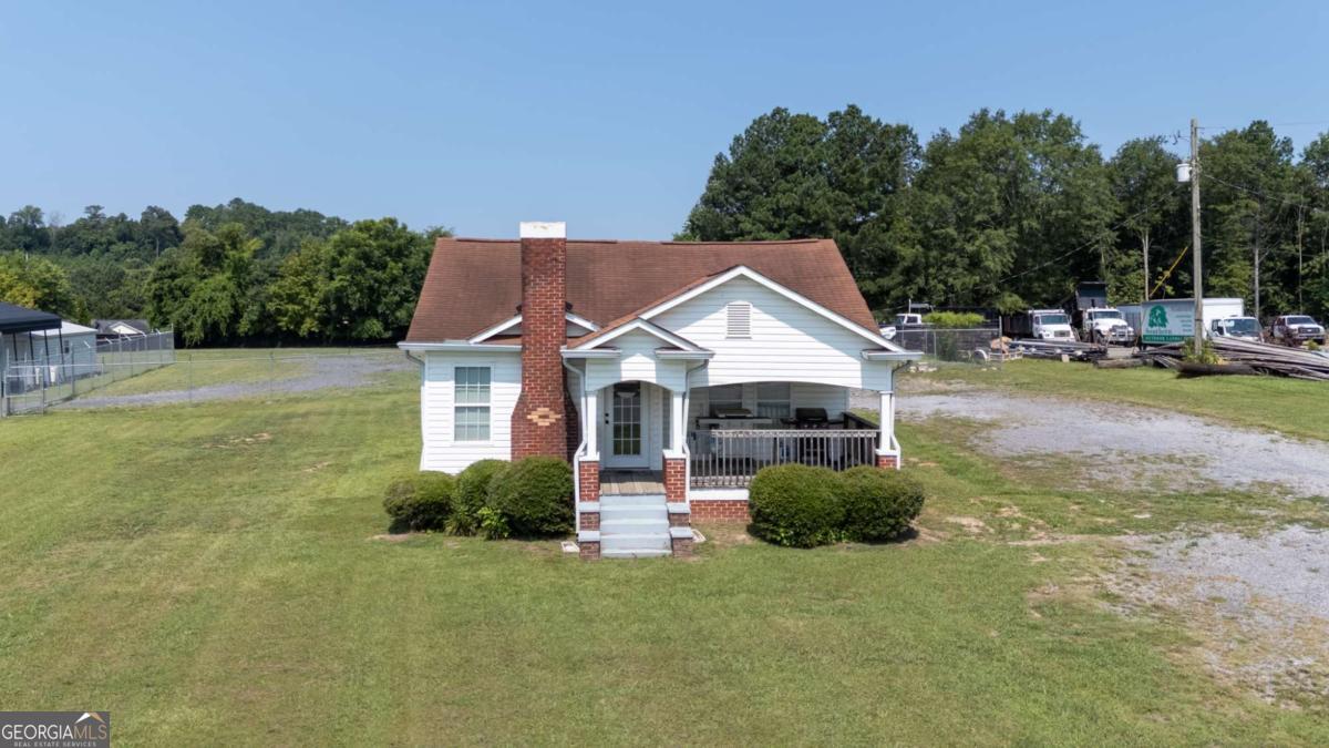 2213 Cleveland Highway Dalton, GA 30721 - Photo 7 of 41