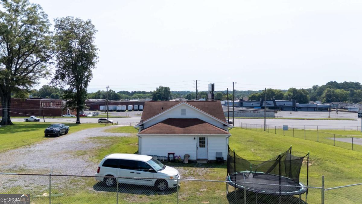 2213 Cleveland Highway Dalton, GA 30721 - Photo 10 of 41