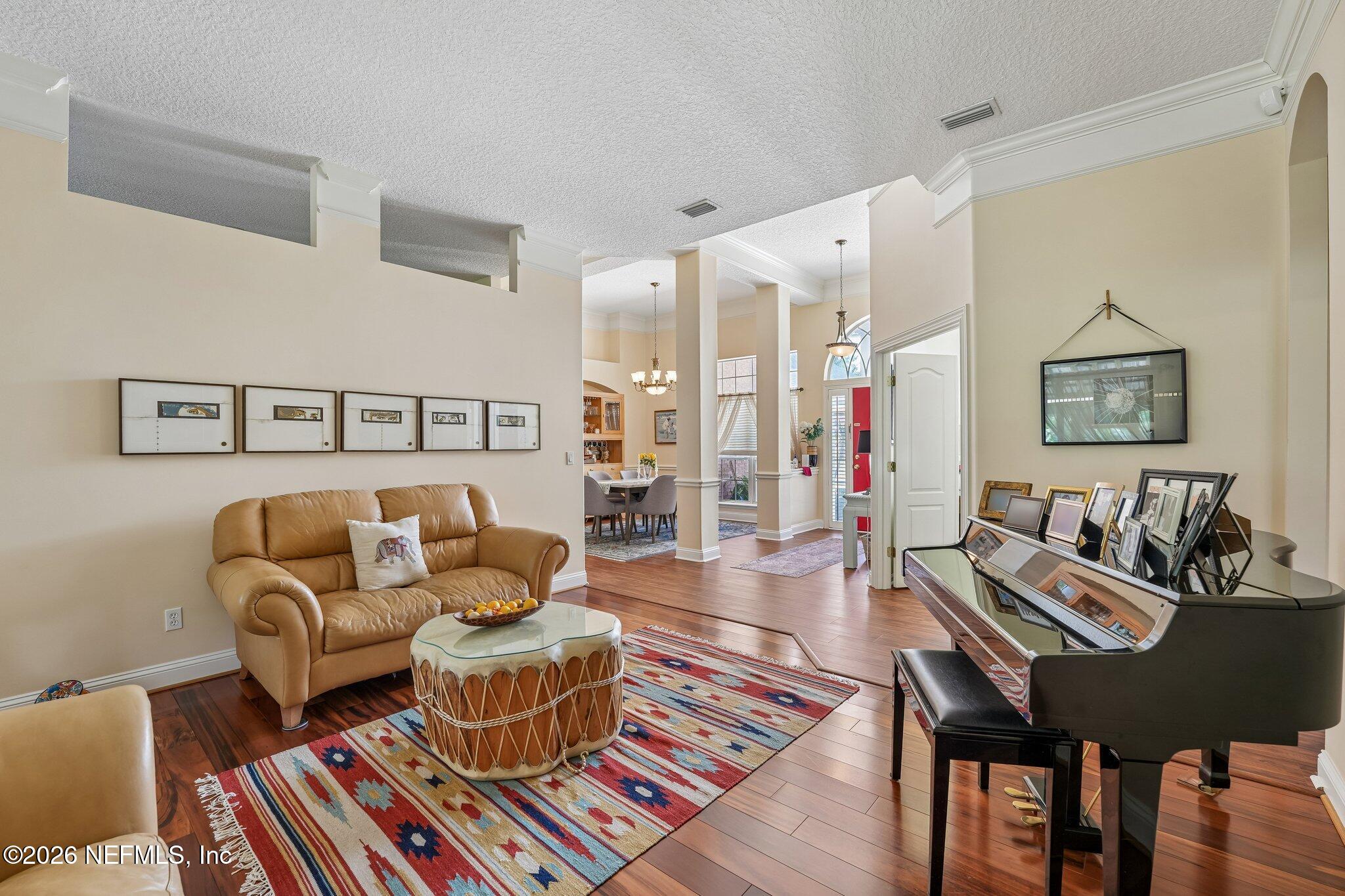 5950 West Shores Road Fleming Island, FL 32003 - Photo 11 of 67 Living Room