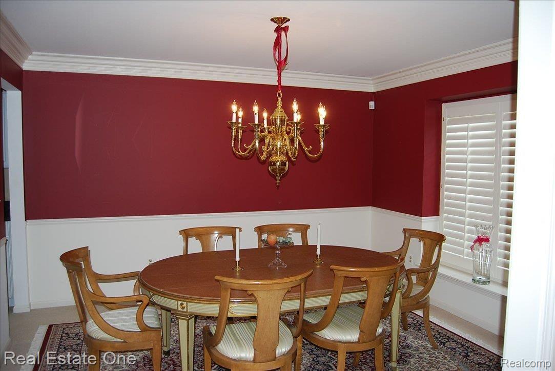 3619 Aynsley Drive Rochester, MI 48306 - Photo 4 of 21 Formal Dining Room