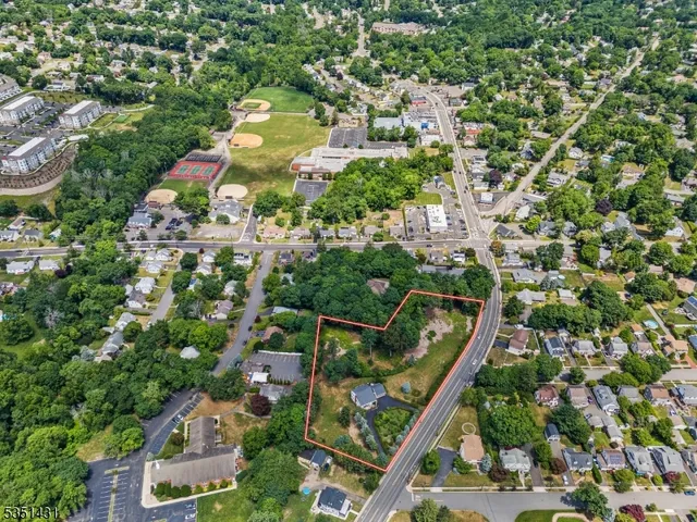 $850,000 | 409 High Mountain Road, North Haledon, NJ 07508