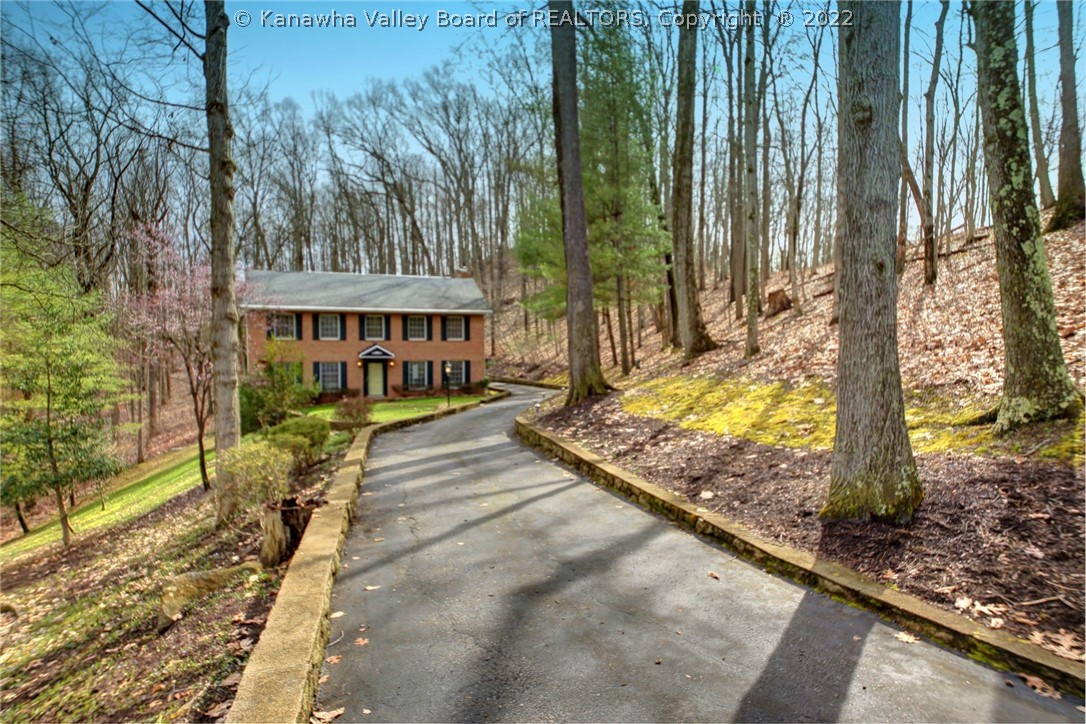 6 Hunter Point Road Charleston, WV 25314 - Photo 2 of 50 Gallery Image 2