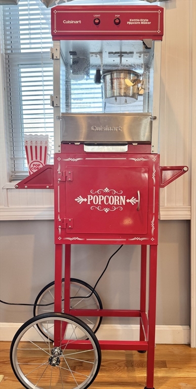 181 Atlantic Avenue Hull, MA 02045 - Photo 7 of 42 a view of a red sign board