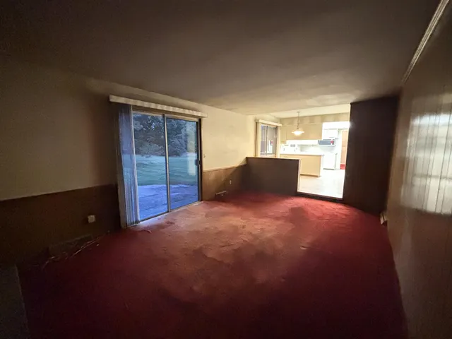 $294,500 | 130 Southwoods Avenue, Fremont, MI 49412