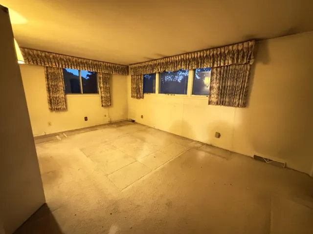 $294,500 | 130 Southwoods Avenue, Fremont, MI 49412