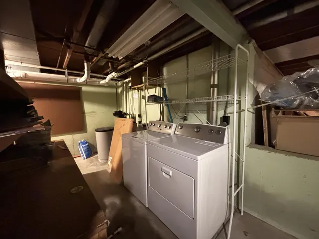 $294,500 | 130 Southwoods Avenue, Fremont, MI 49412