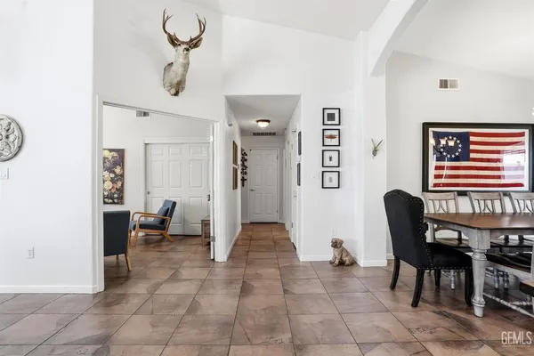 $424,950 | Undisclosed Address, Bakersfield, CA 93308