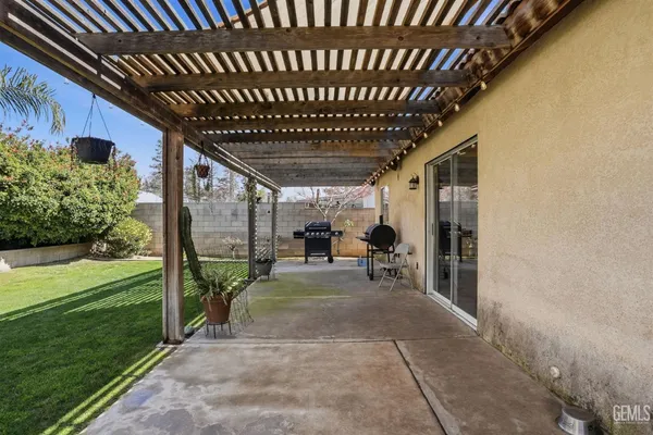 $424,950 | Undisclosed Address, Bakersfield, CA 93308